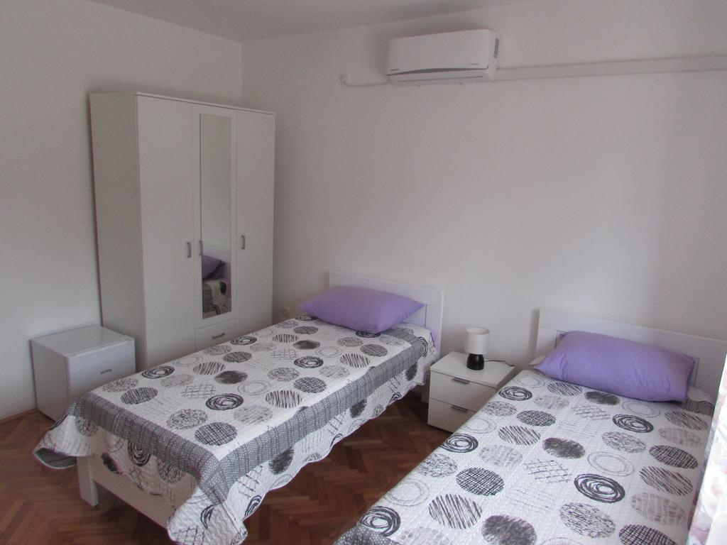 Room Bioci Šibenik Екстериор снимка